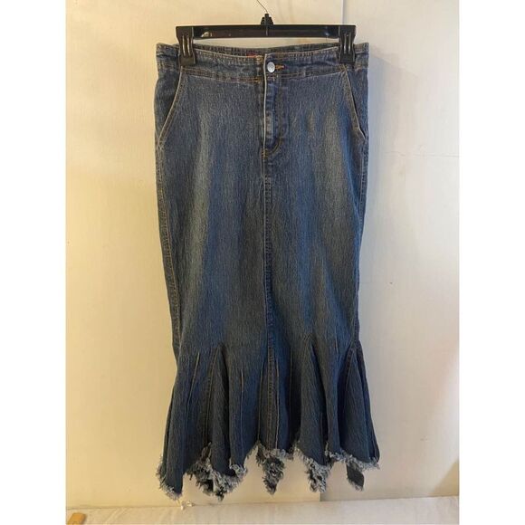 Destiny Jeans maxi Mermaid flare Skirt rn#97170 raw hems distressed size 9/10 - Picture 2 of 8